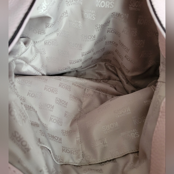 Michael Kors Leighton Pebbled Leather Hobo - Picture 11 of 12